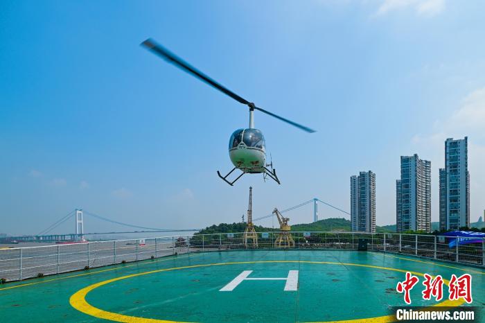 低空经济| 无锡“空空联程”又一航线首飞 带来全景式观长江、赏运河新体验