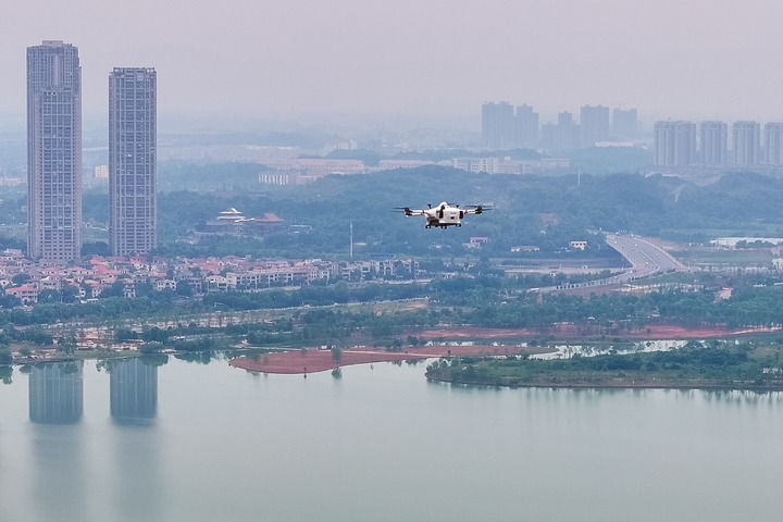 低空经济：新华深读｜“低空”何以“经济”？